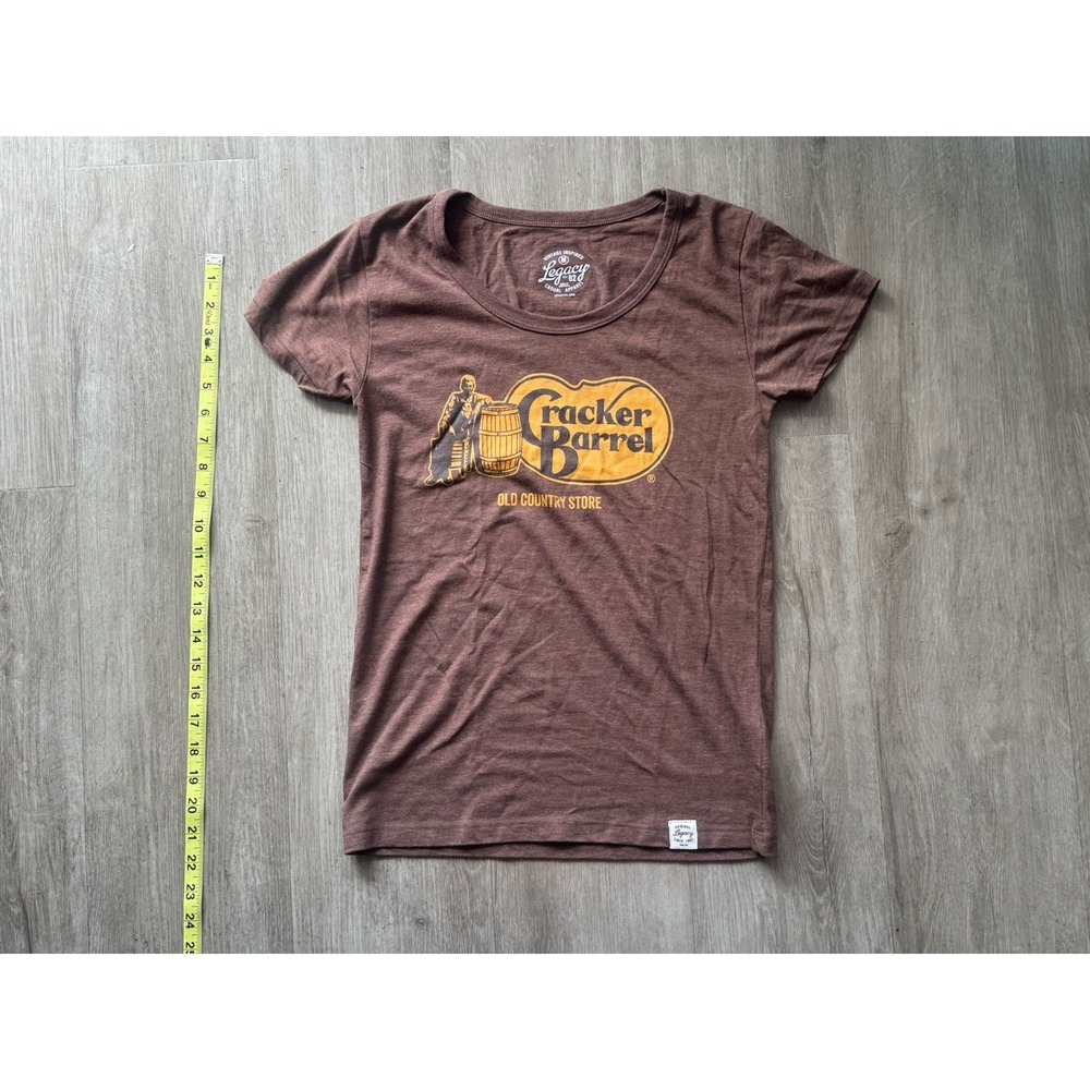 Cracker Barrel Graphic T-Shirt Legacy Casual Apparel Women's Medium Brown Tee